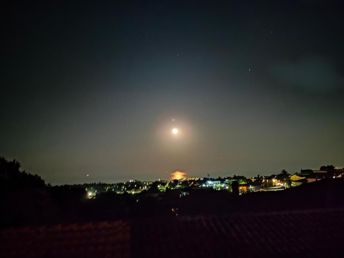 Primo Etna Apartment เปดารา ภายนอก รูปภาพ